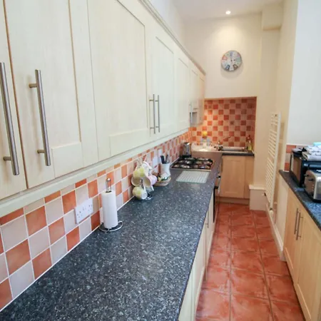 Casa de Férias Old Belfield, With View And Walking Distance To Shops, Bars And Restaurants